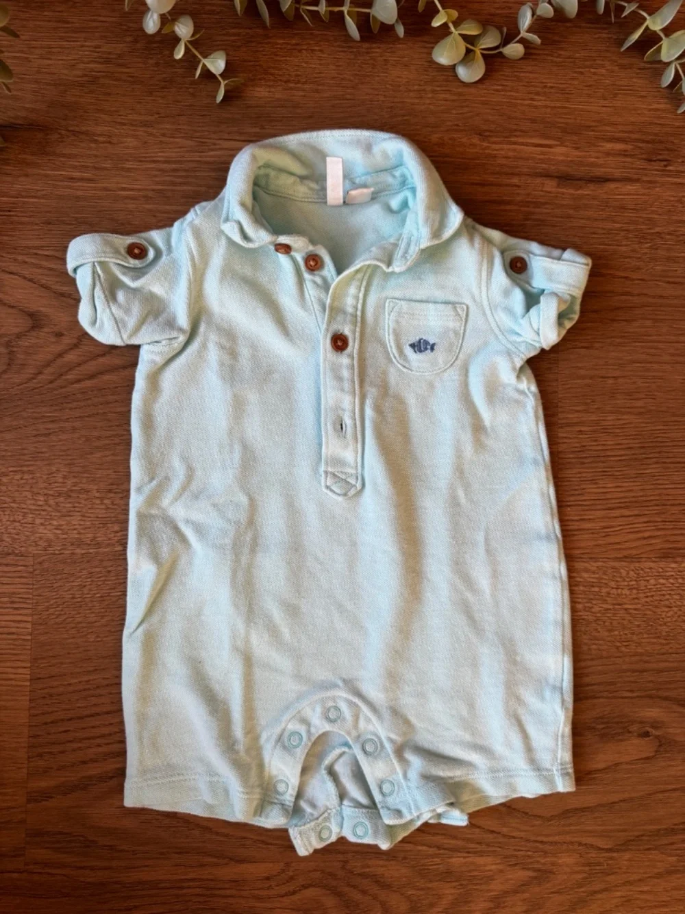 6-Piece Baby Boy Clothing Bundle 0-6M Bodysuits Romper Sleeper Uniqlo Cat & Jack